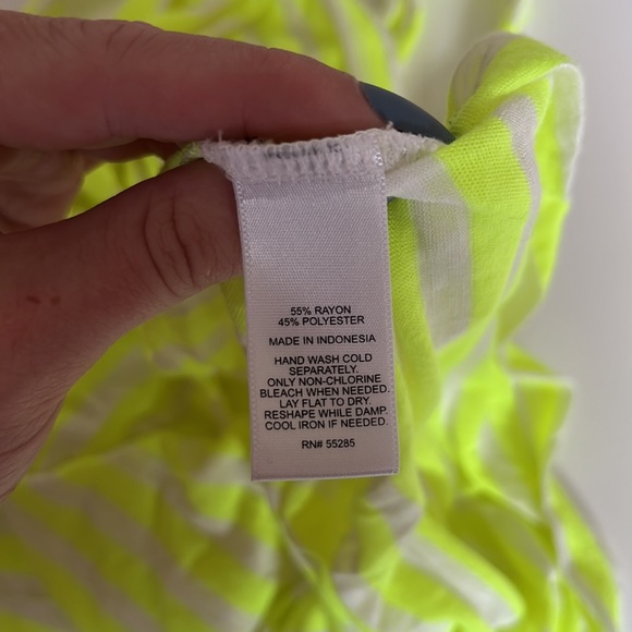 express neon yellow top size small NWOT🫠 - Picture 5 of 5